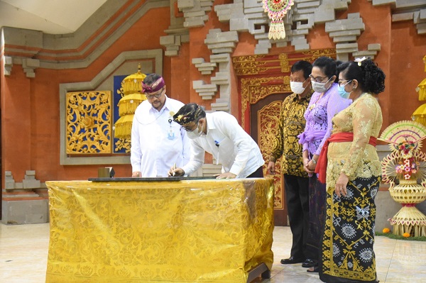 Walikota Jaya Negara Jadi Keynote Speaker Pada Seminar Nasional FIB Udayana 