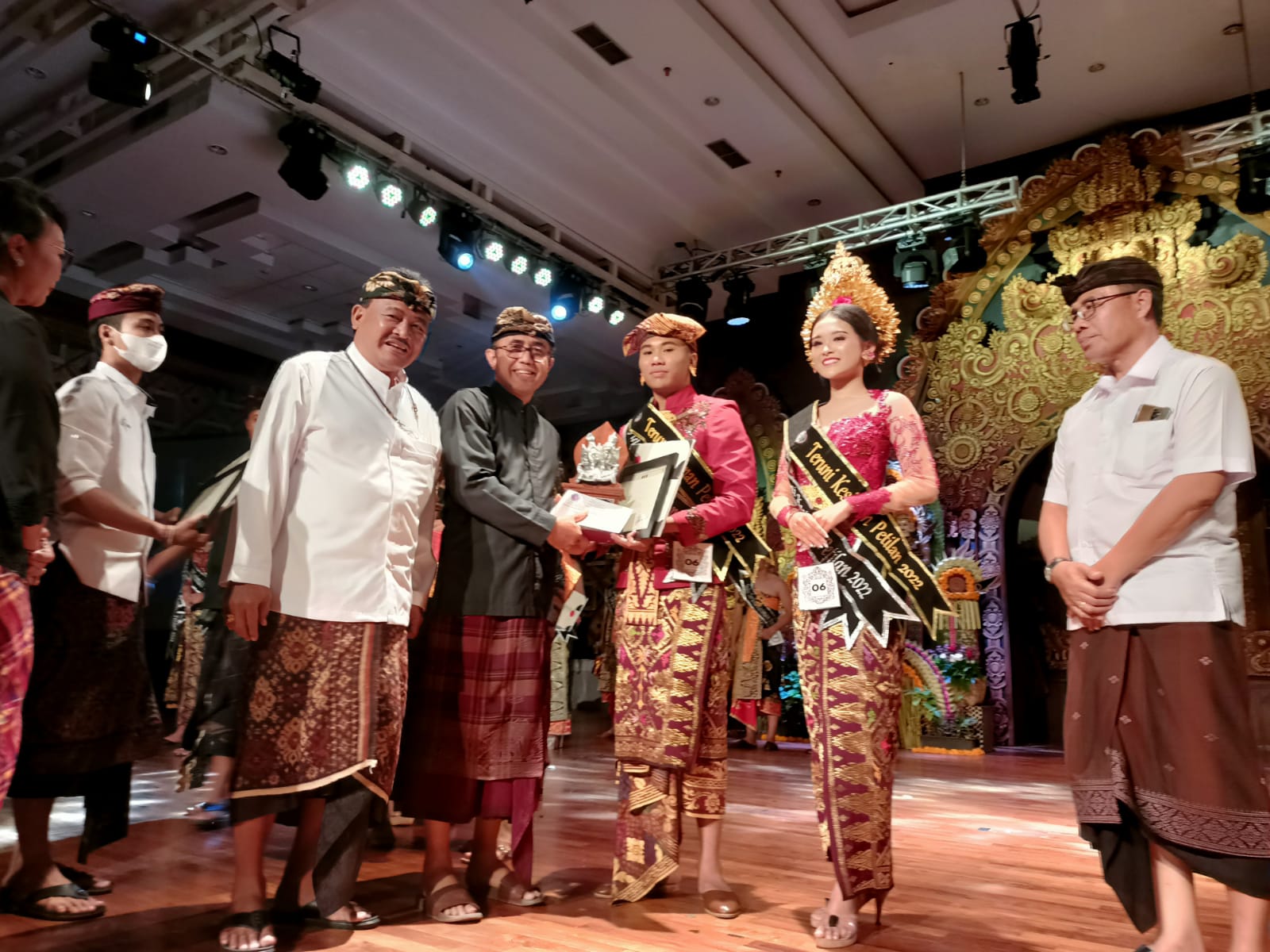 Jaya Negara Hadiri Malam Puncak Bulan Bakti Karang Taruna Jagra Winangun Desa Kesiman Petilan