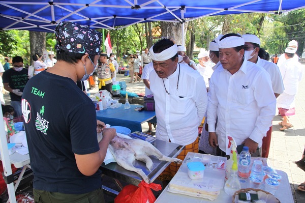 Serangkaian Tumpek Kandang, Pemkot Denpasar Gandeng Stakeholder Gelar Vaksinasi dan Sterilisasi HPR