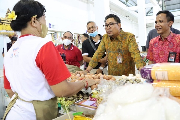 Wawali Arya Wibawa Kembali Tinjau Operasi Pasar di Dua Pasar