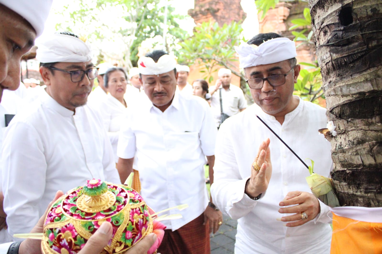 Pemkot Denpasar Gelar Upacara Wana Kerthi dan Nguduh Sarwa Tumuwuh Peringati Hari Tumpek Wariga