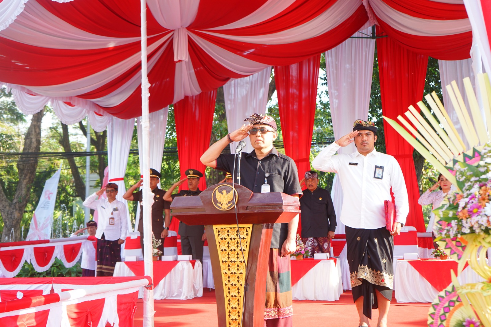 Jaya Negara Pimpin Apel Peringatan HUT Provinsi Bali ke 65