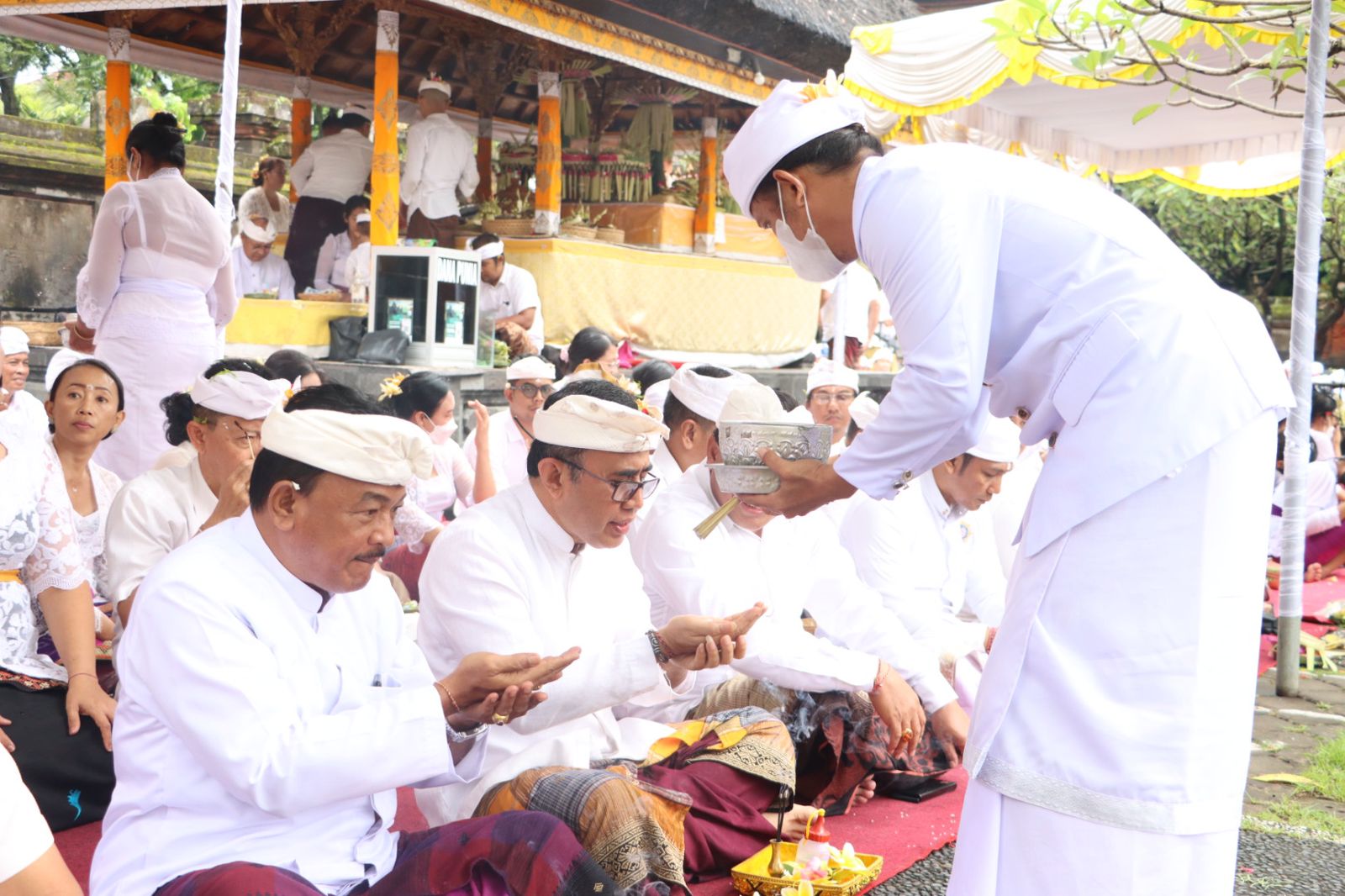 Dikemas Dengan Penampilan Beragam Gambelan Bali, Pemkot Denpasar Gelar Upacara Jana Kerthi Peringati Tumpek Krulut Sebagai Rahina Tresna Asih