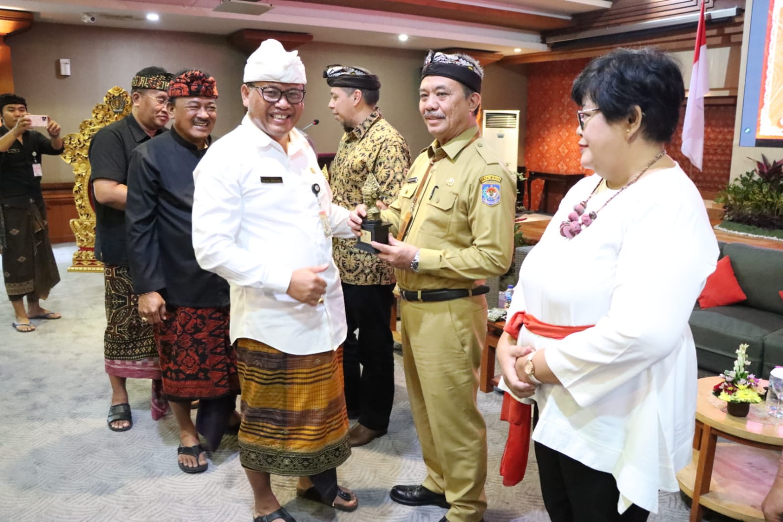 Sekda Alit Wiradana Buka Seminar Nasional Sambut HUT Kota Denpasar ke-235