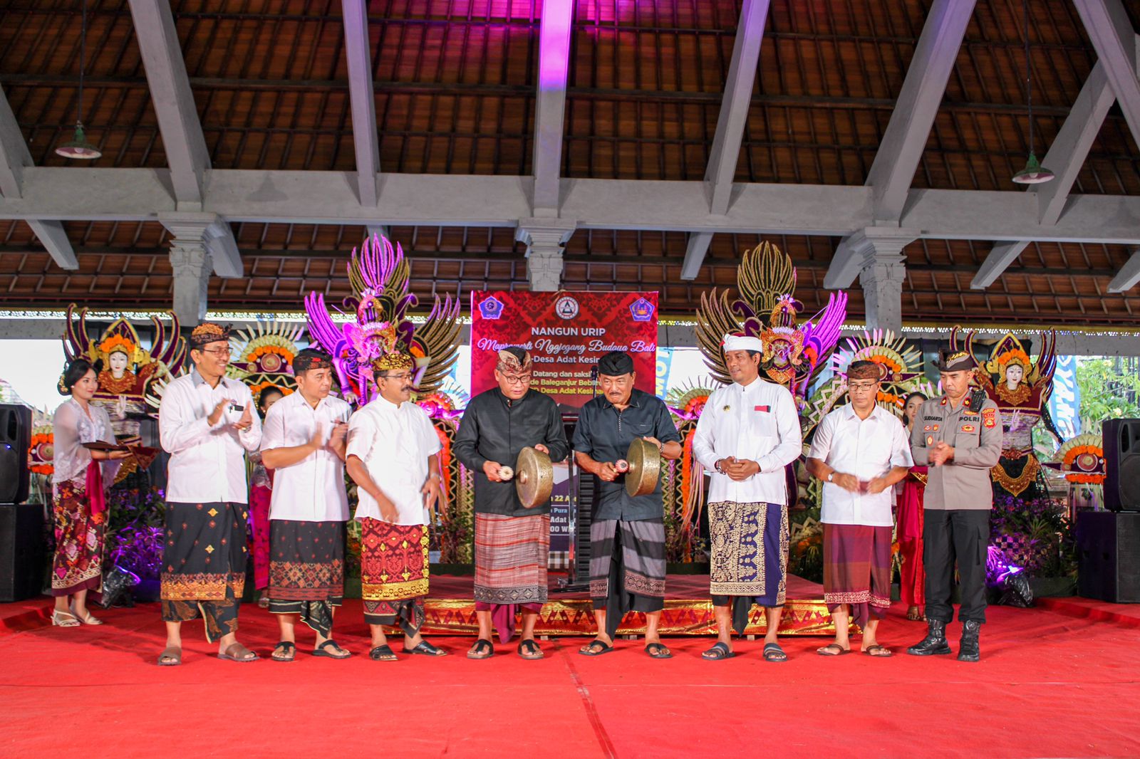 Sebanyak 26 Sekeha Ikuti Parade Baleganjur Bebarongan Meriahkan HUT LPD Kesiman