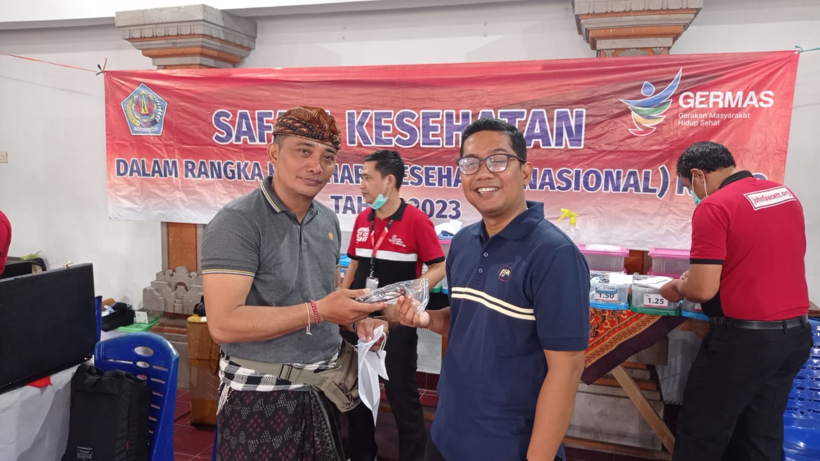 Tingkatkan Derajat Kesehatan Masyarakat, Pemkot Denpasar Gelar Safari Kesehatan di Banjar Kayumas Kaja