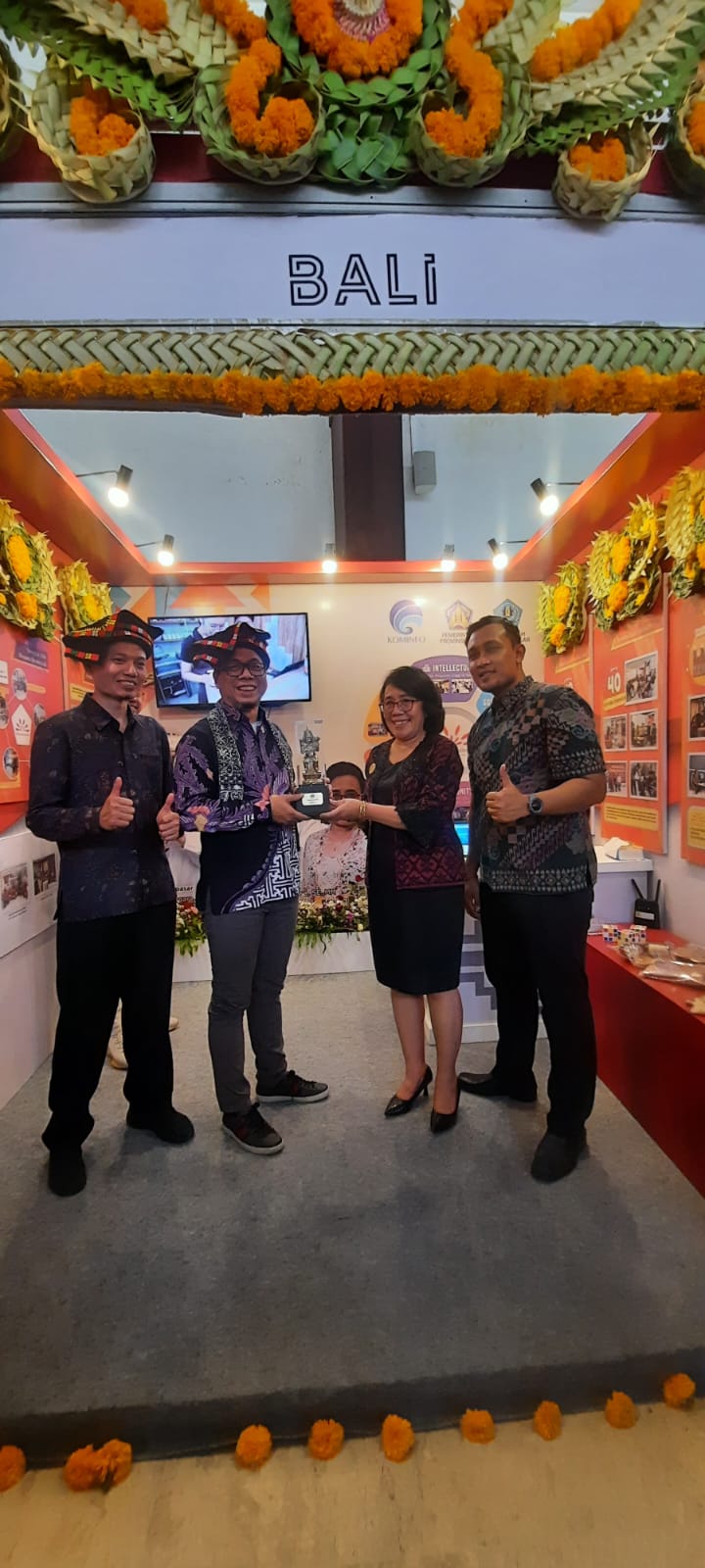 Difablepreneur KIM Denpasar Tarik Perhatian Pengunjung 