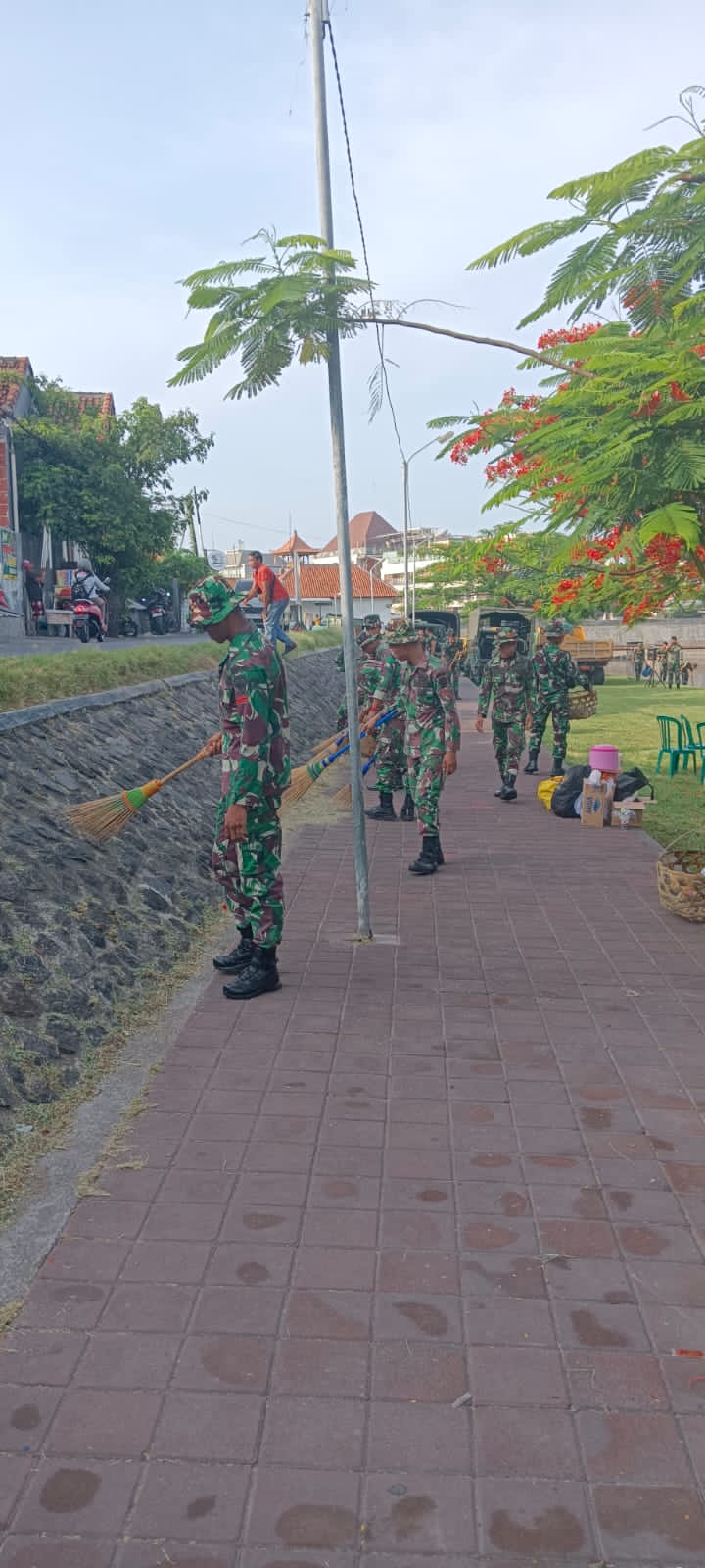 Pemkot Denpasar Bersinergi Dengan TNI/Polri Gelar Aksi Kebersihan Sungai di Kawasan Taman Pancing