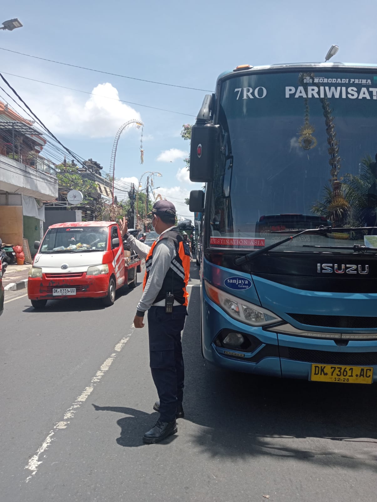 Komitmen Urai Kemacetan, Diahub Denpasar Siagakan Petugas di Persimpangan Krodit