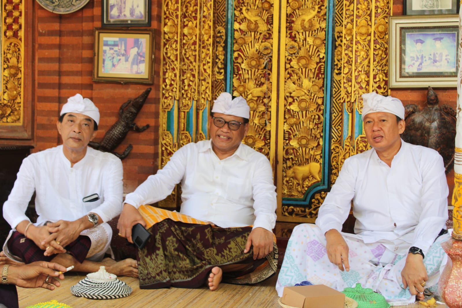 Sekda Alit Wiradana Hadiri Puncak Karya Angasti Puja Atma Wedana Griya Gede Telaga Tegal.