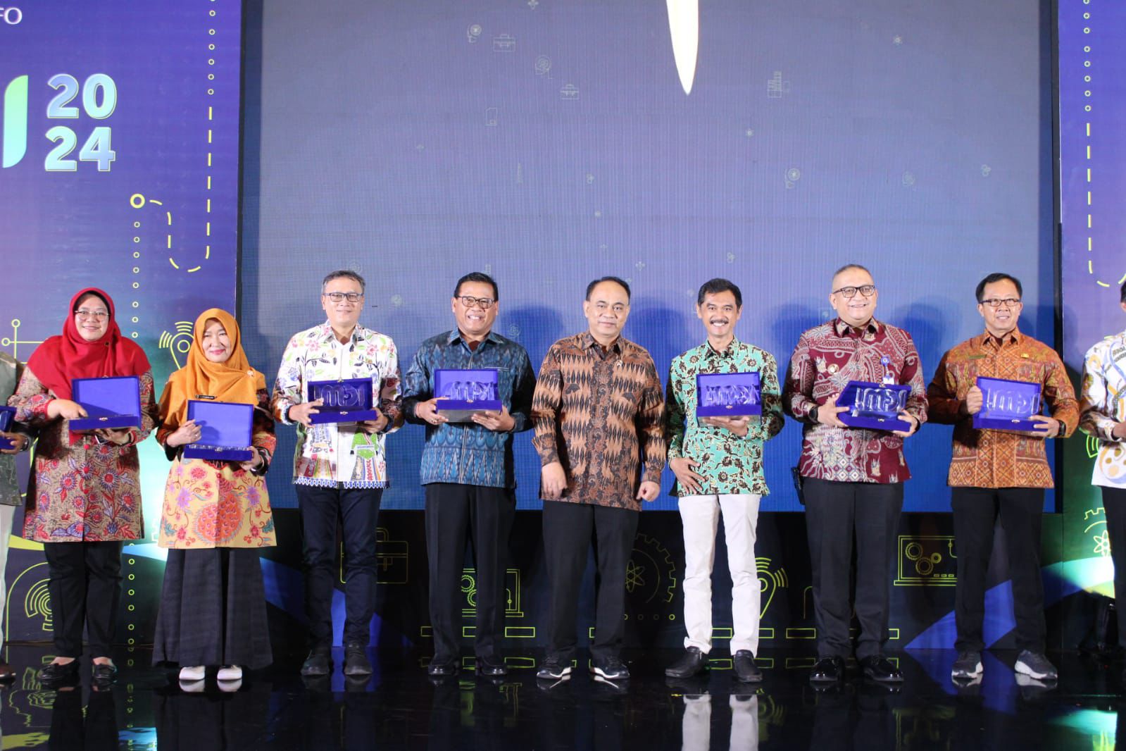 Pemkot Denpasar Raih Penghargaan IMDI Kategori Sangat Tinggi Dari Kemkominfo RI