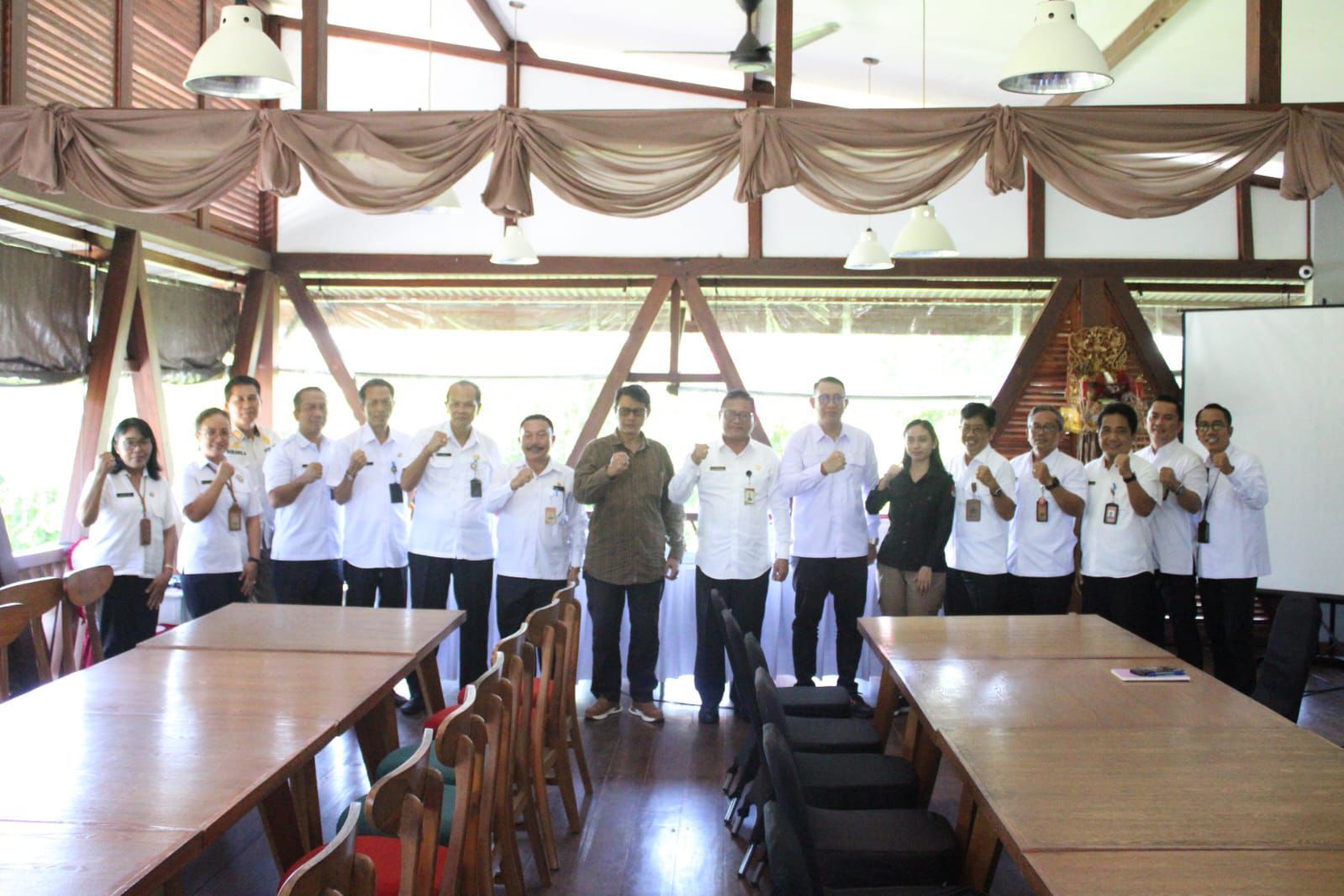 Pemkot Denpasar Gelar Coffee Morning Tahapan Pilkada Serentak Tahun 2024 Bahas Berbagai Langkah Untuk Perkuat Sinergitas dan Koordinasi Para Pihak Jelang Pilkada 