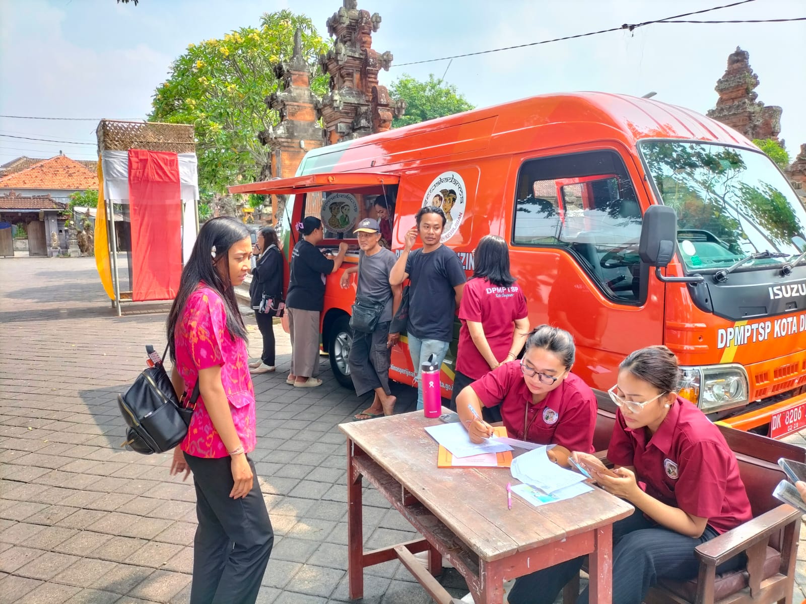 Pemkot Denpasar Gencarkan Kegiatan Jemput Bola Perizinan Keliling