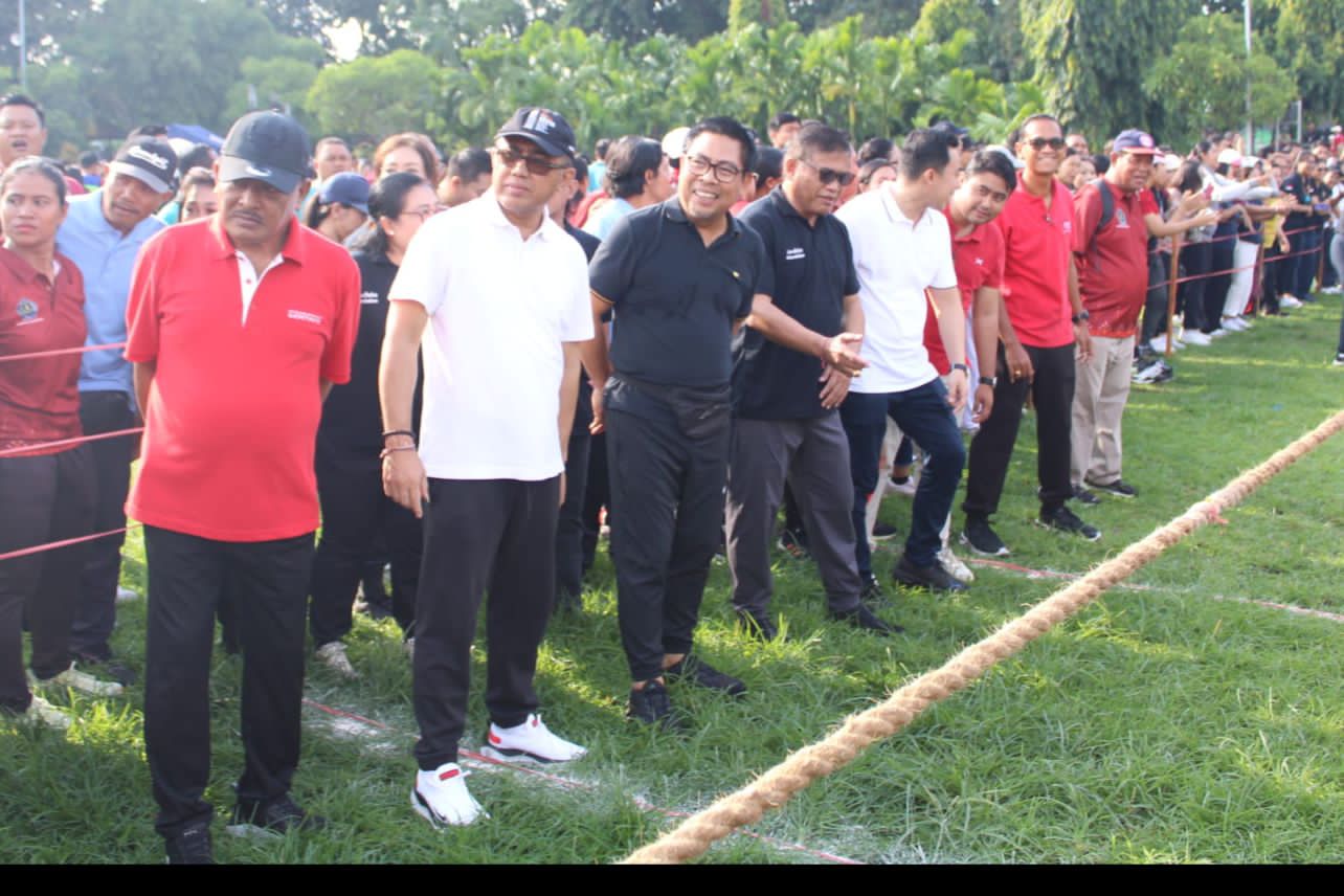 Pemkot Denpasar Gelar Lomba Tarik Tambang Antar OPD Sambut HUT ke-236