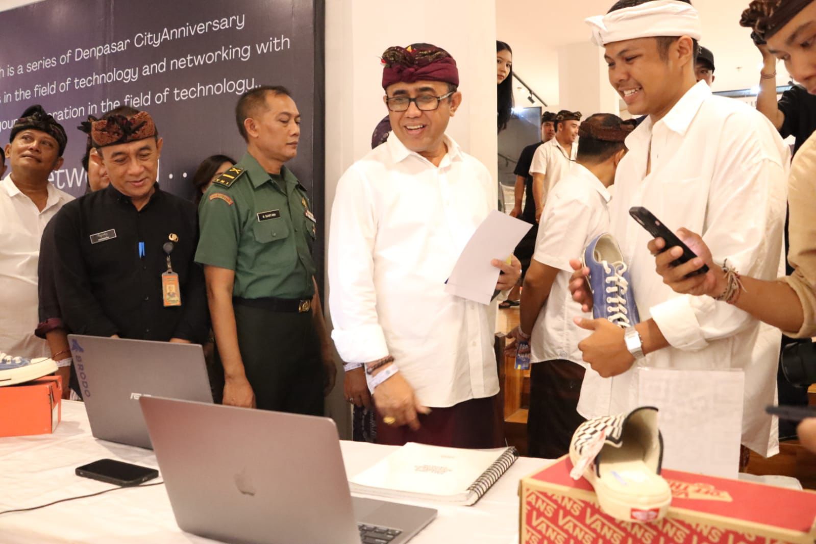 Walikota Jaya Negara Buka DTIK Fest Tahun 2024.