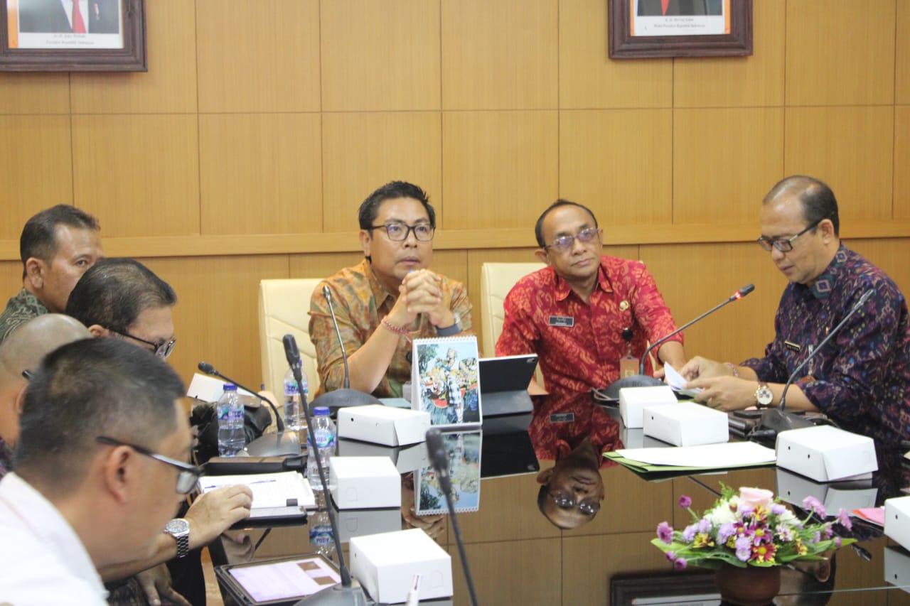 Wawali Arya Wibawa Pimpin Rapat TPID Tekan Inflasi, Kolaborasikan Program Safari Kesehatan dan Bazar Pangan