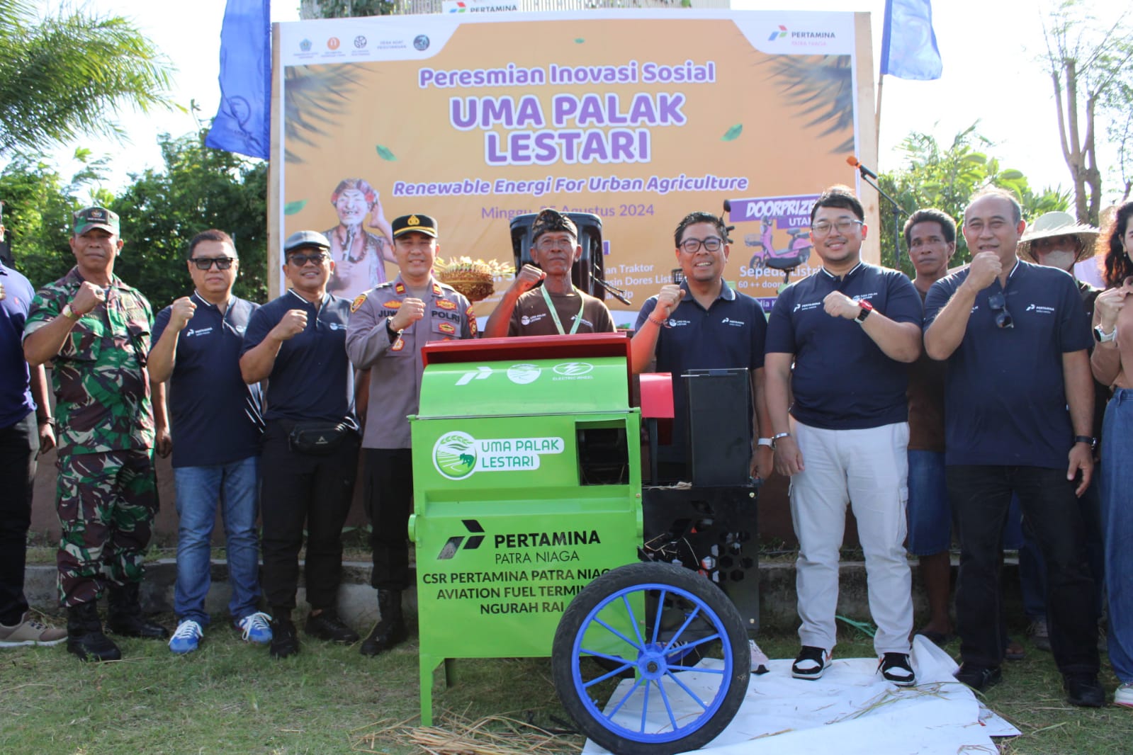 Wawali Arya Wibawa Salurkan CSR Mesin Dores dan Traktor Listrik dari Pertamina Patra Niaga FT Ngurah Rai