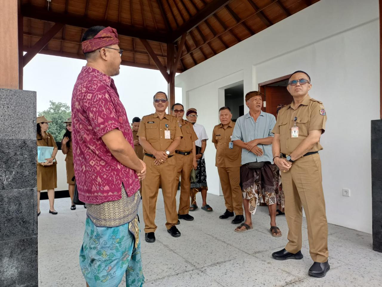 Diserahkan Walikota Jaya Negara Kelompok Nelayan Mina Sari Asih Terima Balai Bendega
