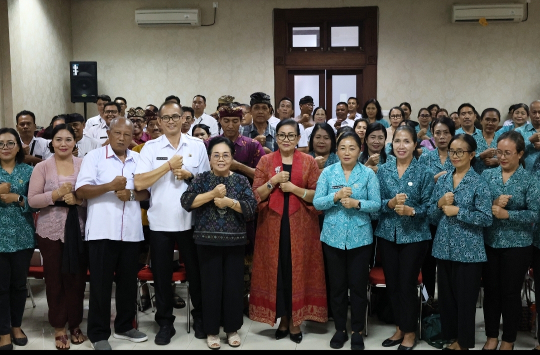 Ny. Antari Jaya Negara Sebut Kader PKK di Kota Denpasar Siap Dukung Program Pengelolaan Sampah Berbasis Sumber PADAS