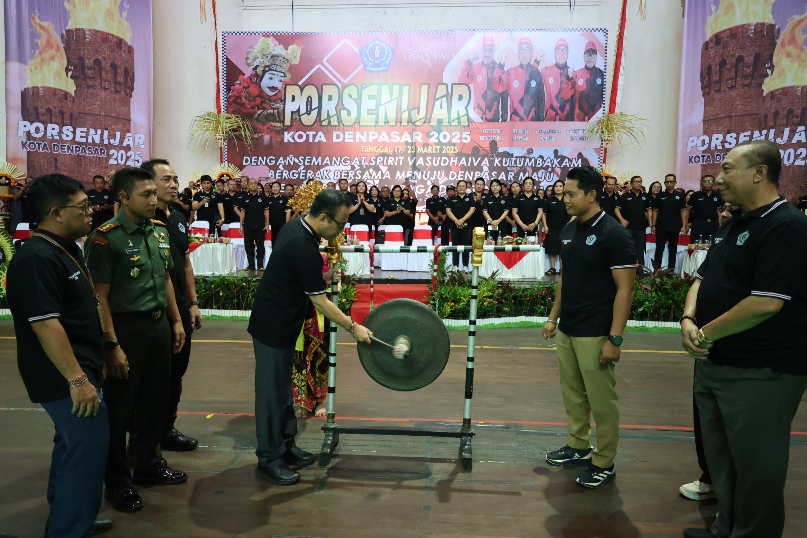 Walikota Jaya Negara Buka Porsenijar Tahun 2025 Harapkan Jadi Ajang Untuk Menggali Potensi Atlet dan Artis Muda di Kota Denpasar 