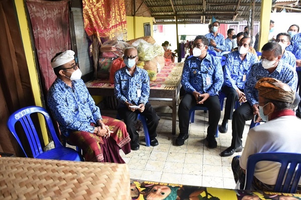 Dari Kegiatan Sosial Hut Ke-50 Korpri Jaya Negara Kunjungi Anggota Korpri Yang Sakit