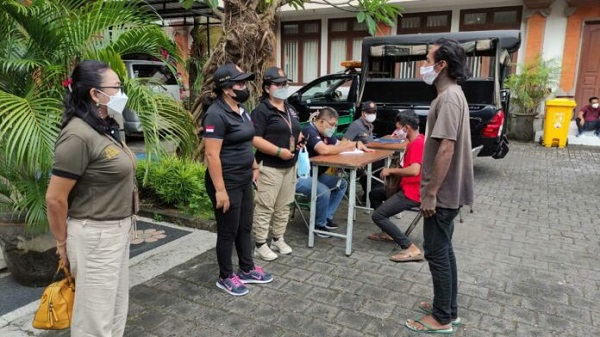 Awal Bulan April, 21 Orang Pelanggar Prokes Terjaring Tim Yustisi Kota Denpasar 
