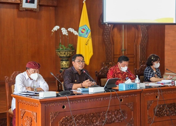 Pemkot Denpasar Gandeng Pihak Ketiga Optimalkan Penataan UMKM di Kawasan Pantai Sanur