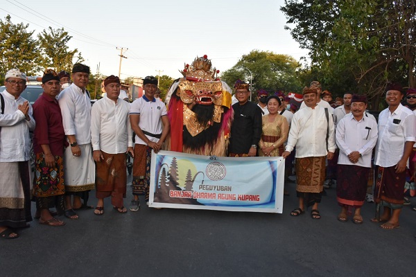 Kota Denpasar Tampilkan Tarian Barong Dalam Pawai Budaya Rangkian Raker KOMWIL IV APEKSI ke 17 Tahun 2022